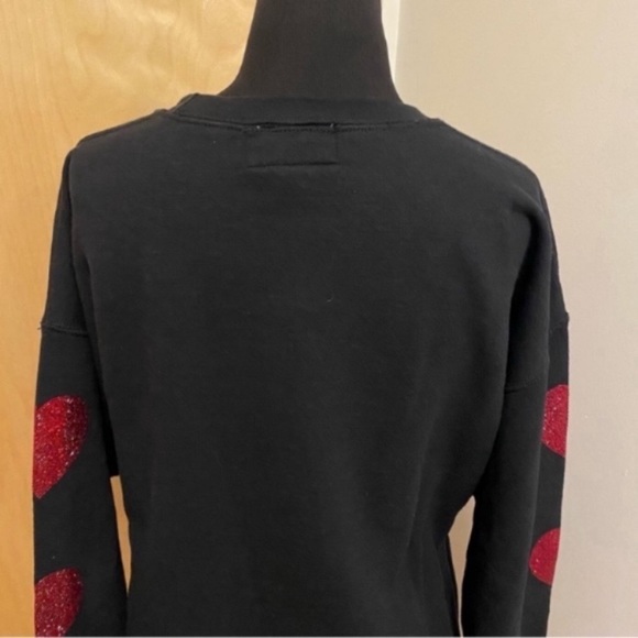 Carmar Los Angeles Black Crew Neck Sweatshirt Red Studded Heart Sleeves Size SML - Picture 5 of 16